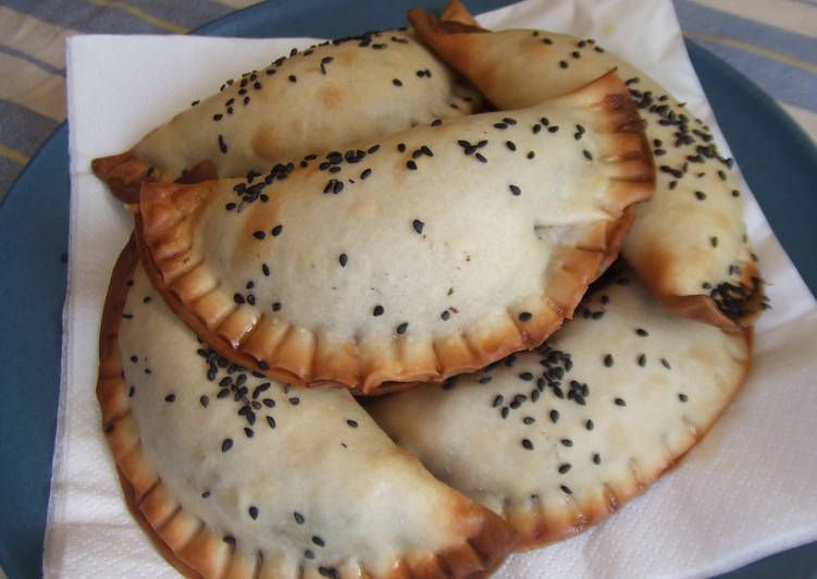 empanadas de morcilla y chorizo