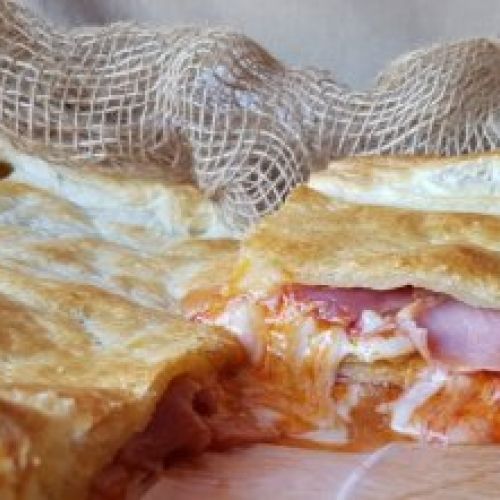 hojaldre de lacon y camembert