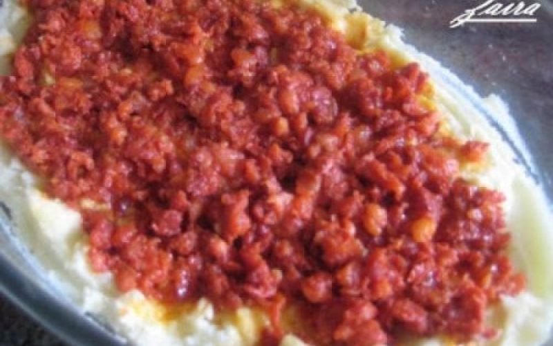 pastel de patatas con picadillo de chorizo